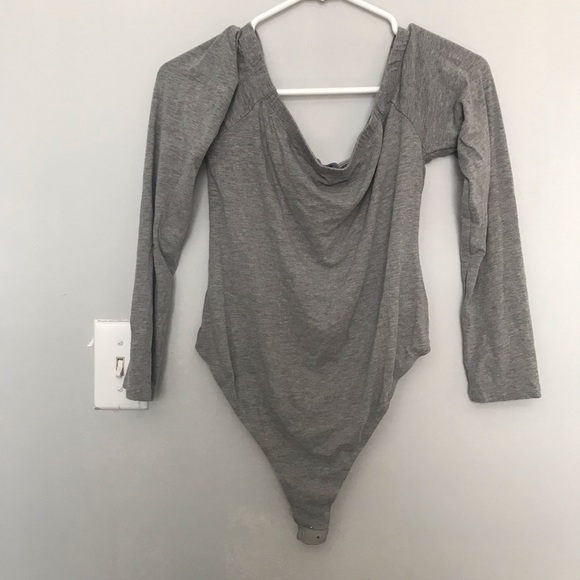 Fashion Nova Off Shoulder Heather Grey Bodysuit. - Picture 5 of 10
